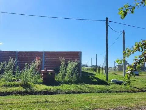 Terreno en Venta en Arana, USD 34.000