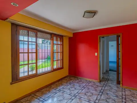 Depto Tipo Casa 2 ambientes con 1 baño
