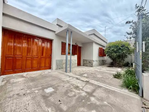 Caseros 600