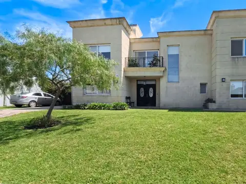 Casa en Venta en San Sebastian, USD 397.000