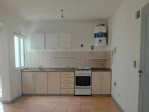 Departamento en Alquiler en Villa Ortuzar, $ 700.000