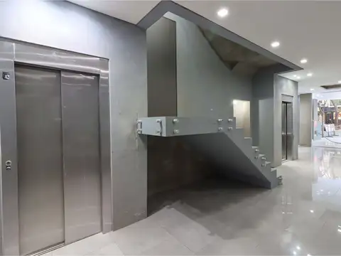 Monoambiente en venta en Caballito con balcon Sol