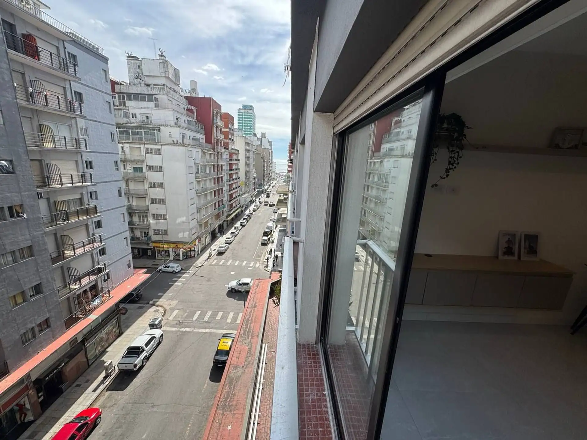 3 AMBIENTES COMPLETAMENTE RECICLADO - PLAZA COLON