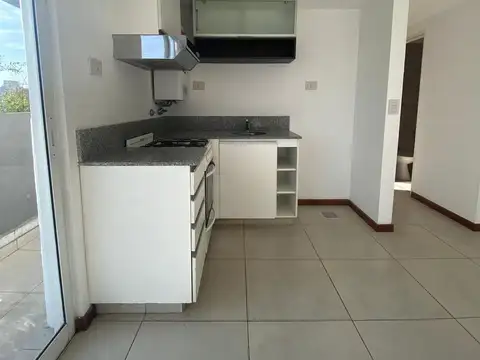 Departamento en Alquiler en Echesortu, $ 690.000