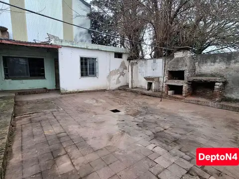 Venta casa departamentos refaccionar Los Naranjos