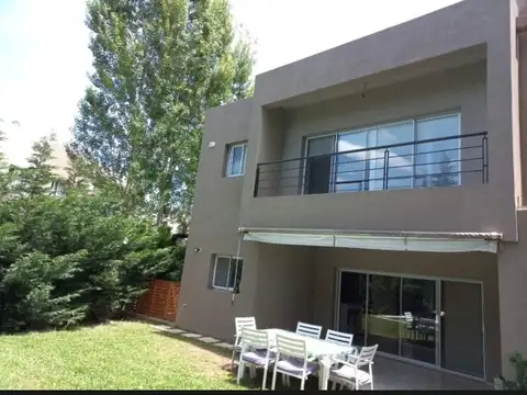 Casa en Venta en San Isidro Labrador 3 dormitorios, Villanueva 100