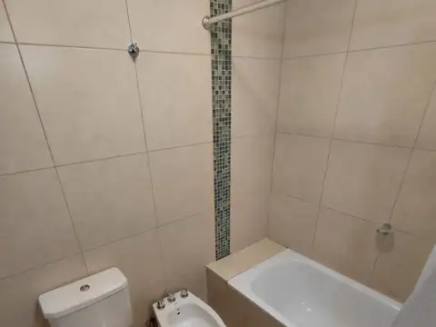 Departamento en Alquiler con 1 cocheras