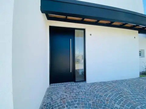 Casa en Venta en Puertos - Riberas, USD 310.000