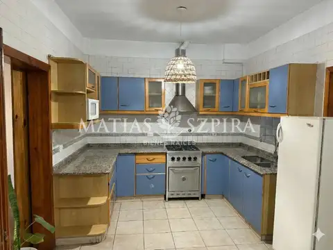 Depto Tipo Casa en Venta de 4 ambientes
