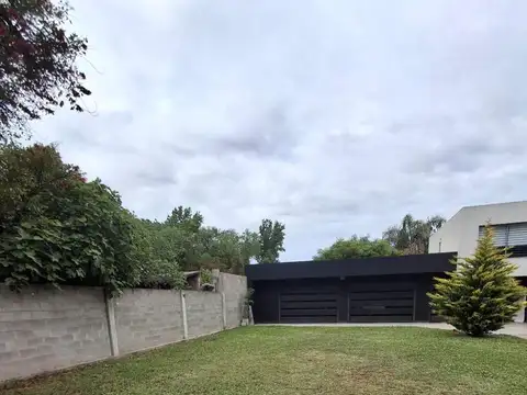 Terreno en Venta en Pueblo Esther, USD 100.000