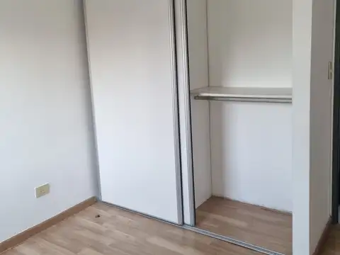 Alquila Departamento 2 ambientes con cochera