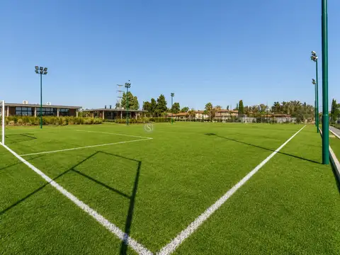 Terreno en Venta en Los Cardos, USD 195.000