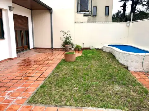 ALQUILER CASA EN JOSE C PAZ CENTRO