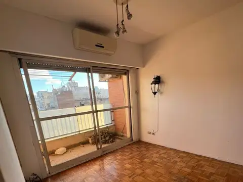 Av Independencia 400 San Telmo 4amb U$137.000 Apto Credito