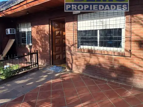 Juan Alfonso Carrizo N° 38 E/ Jose Hernadez y Pasco