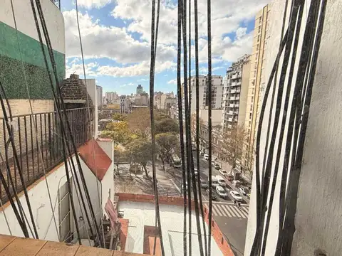 VENTA DPTO  3 AMB- BALVANERA A REFACCIONAR