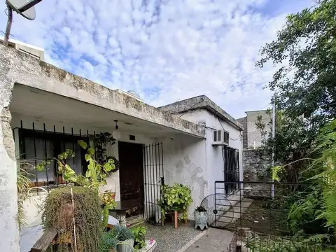 Casa 3 amb. En S.F Solano. OPORTUNIDAD