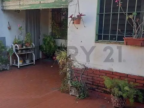 Venta / Permuta PH 4 Amb. con Terraza Villa Lynch