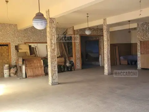 Local en Venta en Lomas del Mirador, USD 165.000