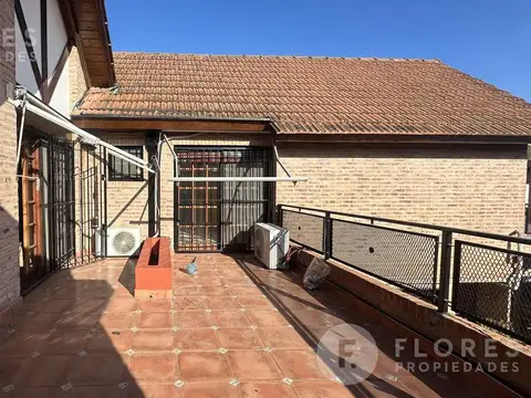 Flores Prop. Vende Casa en Pilar Centro - Pilar