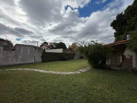 Casa en Venta en Adrogue, USD 249.000