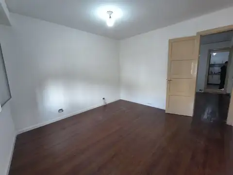 Depto Tipo Casa en Alquiler 70 años