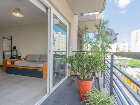 Avenida Teniente General Donato Álvarez 100