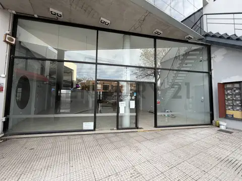 Avenida Presidente Peron 3100, Piso 0