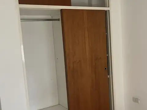Avenida La Plata 4000, Piso 2