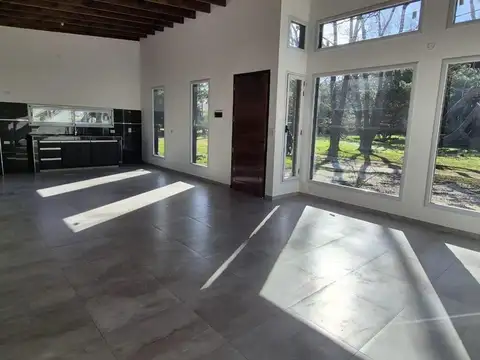 Casa en venta - 2 Dormitorios 2 Baños - Costa del Este