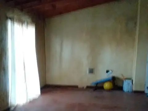 VENTA CASA DE CUATRO AMBIENTES