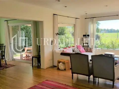 Casa en Venta de 4 dormitorios