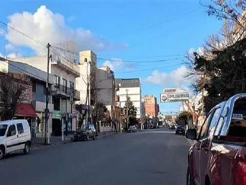 Av.San Martin 300, Piso 1