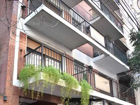 Av. Juan Bautista Alberdi 500