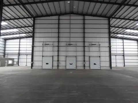 Excelente Depósito en Alquiler en Rosario