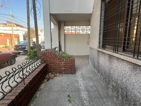 Depto Tipo Casa 4 ambientes con 1 baño