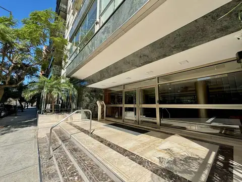 Departamento 6 ambientes con 4 baños