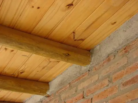 Casa 2 ambientes con 1 baño