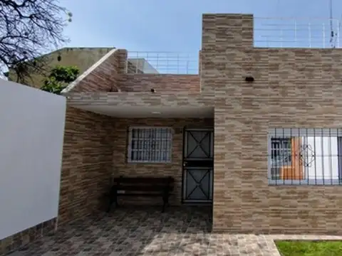Casa en Moron Sur Permuta