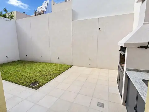 Depto Tipo Casa en Venta de 4 ambientes