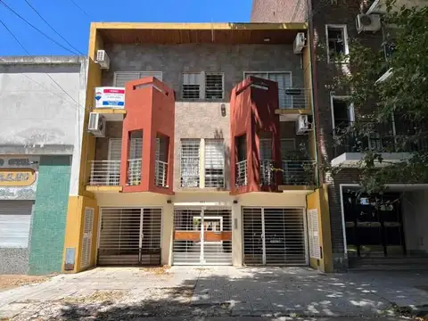 Depto Tipo Casa en Venta de 2 ambientes