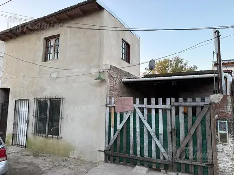 Casa 3 Ambientes En Venta - Francisco Alvarez, Moreno