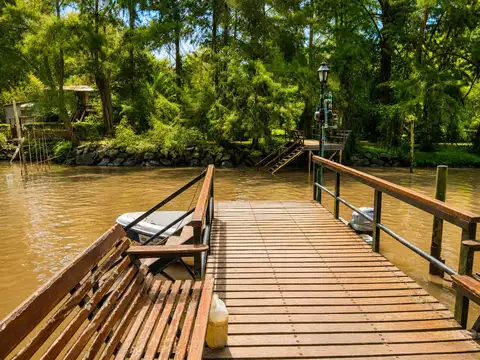 Casa en Venta en Delta del Tigre, USD 310.000