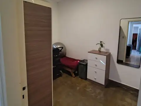 Casa 5 ambientes con 1 baño