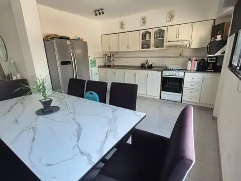 Depto Tipo Casa en Venta en Villa Lugano, USD 140.000