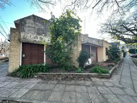 En Venta Casa a Reciclar Castelar Resindencial