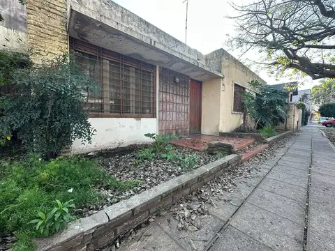 Casa en Venta en Castelar Norte, USD 90.000
