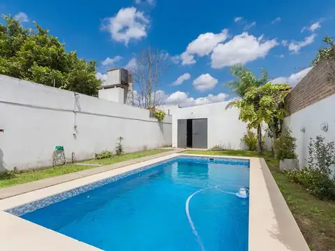 Alvear 7300