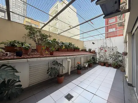 Venta departamento 3 ambientes con patio