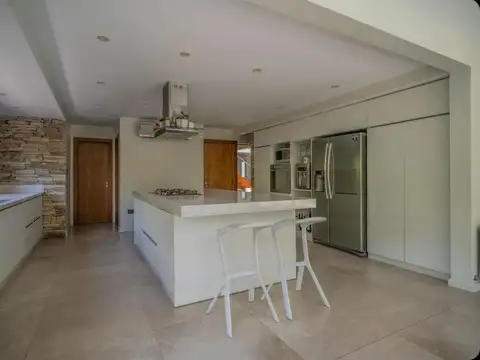 Venta - Casa 6 ambientes - El Lauquen - Canning - San Vicente